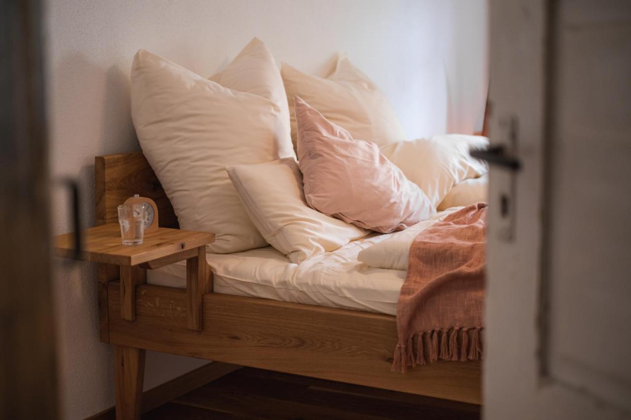 Gehobenes Ambiente In Historischer Wohnung Walting Dış mekan fotoğraf