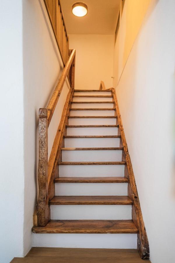 Gehobenes Ambiente In Historischer Wohnung Walting Dış mekan fotoğraf
