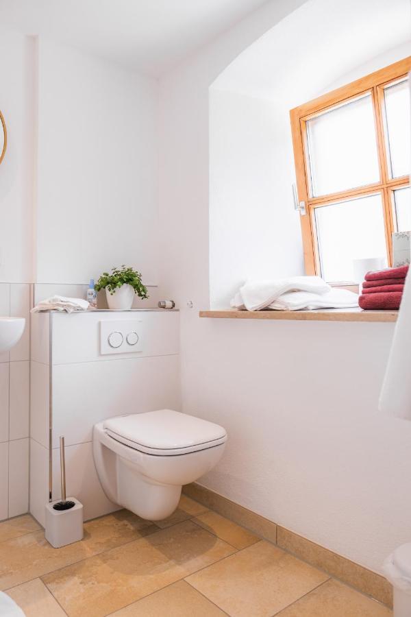 Gehobenes Ambiente In Historischer Wohnung Walting Dış mekan fotoğraf